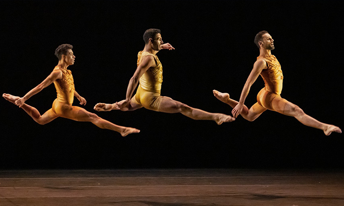 Ballet Hispánico in performance